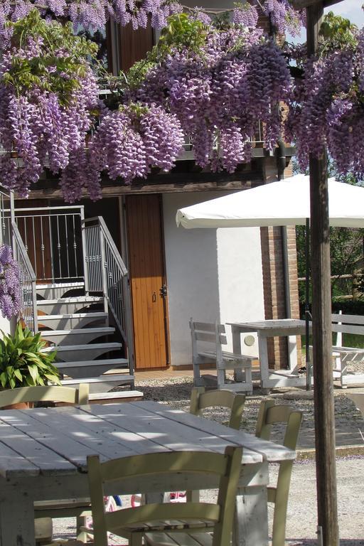 Corte Canale Virgilio Hotel Volta Mantovana Buitenkant foto