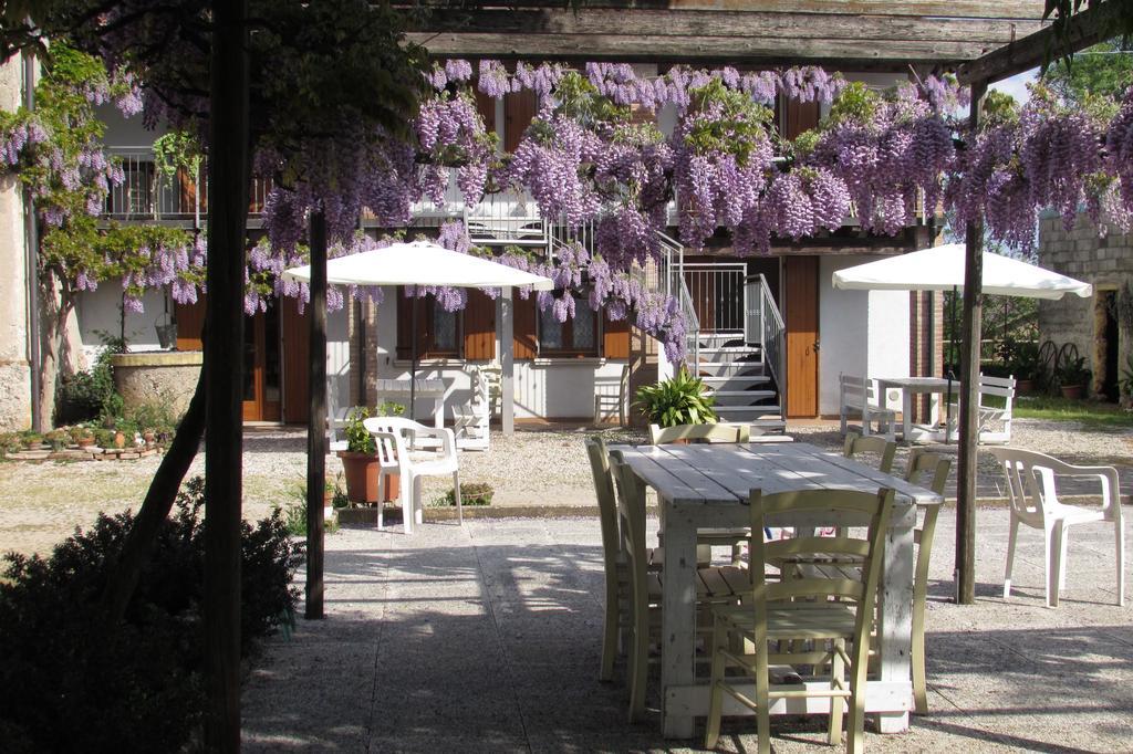 Corte Canale Virgilio Hotel Volta Mantovana Buitenkant foto